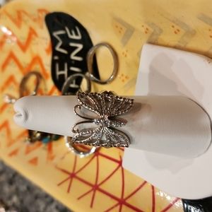 Beautiful silvertone Butterfly Ring, size 7, with cubic zirconia centerpieces